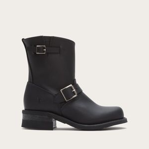Frye Black Engineer 8R Boots in Box